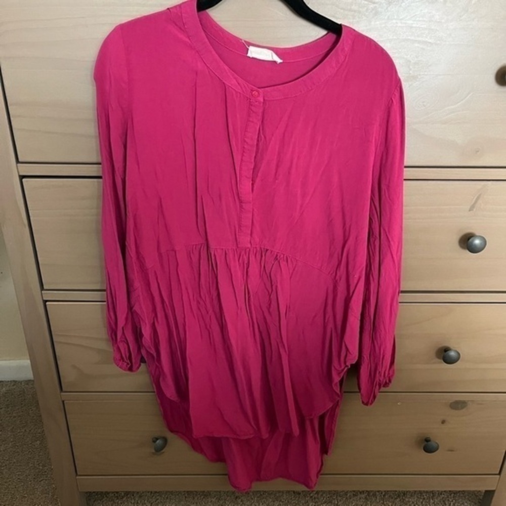 Hopely LS pink tunic rarely worn sized M. Button up.
